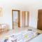 Tina Rooms