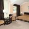 Lavina Hotel