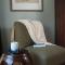 Chatham Seafarer Inn