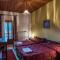 Elatos Rooms