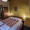 Elatos Rooms