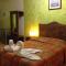 Terracota Corner Rooms