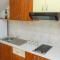 Lucky Luke Pool Apartments