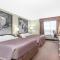 Super 8 by Wyndham Red Lake ON