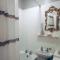 JOIVY Stylish Castle View Flat with Balcony - 爱丁堡
