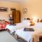 Shelburne Lodge
