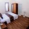 Rose Hotel