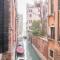 San Polo Canal View Apartments by Wonderful Italy - Venise