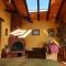 The Lazy Dog Inn a Mountain Lodge - Уарас