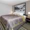 Super 8 by Wyndham Kalispell Glacier National Park - كاليسبيل