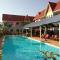 Peace Pool Resort - Khun Han