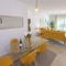 VACATION MARBELLA I Contemporary Central Apartment, Swimming-pool, 24-7 Security, a minute from the Marina, The Sea and Luxury Shopping