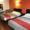 Hotel 465 By Regency