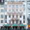 Hotel Pickwick and Pub "the room with a view"