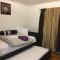 Mojoy Homesuites At Runyon