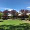 Crows Nest Motel