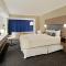 Novotel Montreal Center
