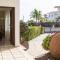 Coral Bay Sunbeam Villa