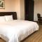Chong Yu Hotel