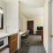 Country Inn & Suites by Radisson, Green Bay, WI