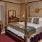 McCloud Hotel