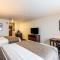 Cobblestone Hotel & Suites - Chippewa Falls - Chippewa Falls