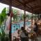M BOX Gili Trawangan