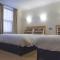Wycliffe Hotel