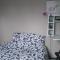 Chambre privée dans une maison avec jardin photo 17