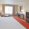 Holiday Inn Express Hotel & Suites Vancouver Mall-Portland Area, an IHG Hotel