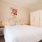 Die Braaihuis, sleeps 6, Central and Fabulous!