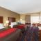 Baymont by Wyndham Bonita Springs