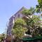Benjamas Place Hotel