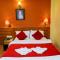 Hotel Silver Oaks Inn