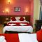 Hotel Silver Oaks Inn