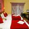 Hotel Silver Oaks Inn