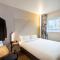 B&B Hôtel NANTERRE Rueil-Malmaison photo 11