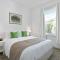 Amberley - circa 1880s Luxury - 5 brooms sleeps 9