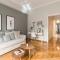 Sleek Flat in Central Syntagma by UPSTREET - Atene