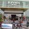 Foto: River Hotel 172/239