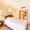 Apartamentos Guadalpin Boutique