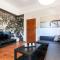 Trendy Minimal Flat in posh Athens - Atény