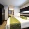 Hotel Majestic 2 by HHG