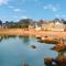 Logis Hôtel Saint Guirec Et De La Plage