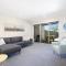 Foto: 18 on Rayner - swish apartment Myrtleford 9/13