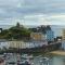 1 Beachtop Court - Tenby