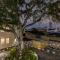 Private 3BR on Carondelet by Hosteeva