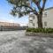 Private 3BR on Carondelet by Hosteeva - New Orleans