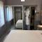 The Chalet Guesthouse And Studio