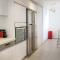 Foto: Design Apt In The Heart Of Neve Tzedek 8/18